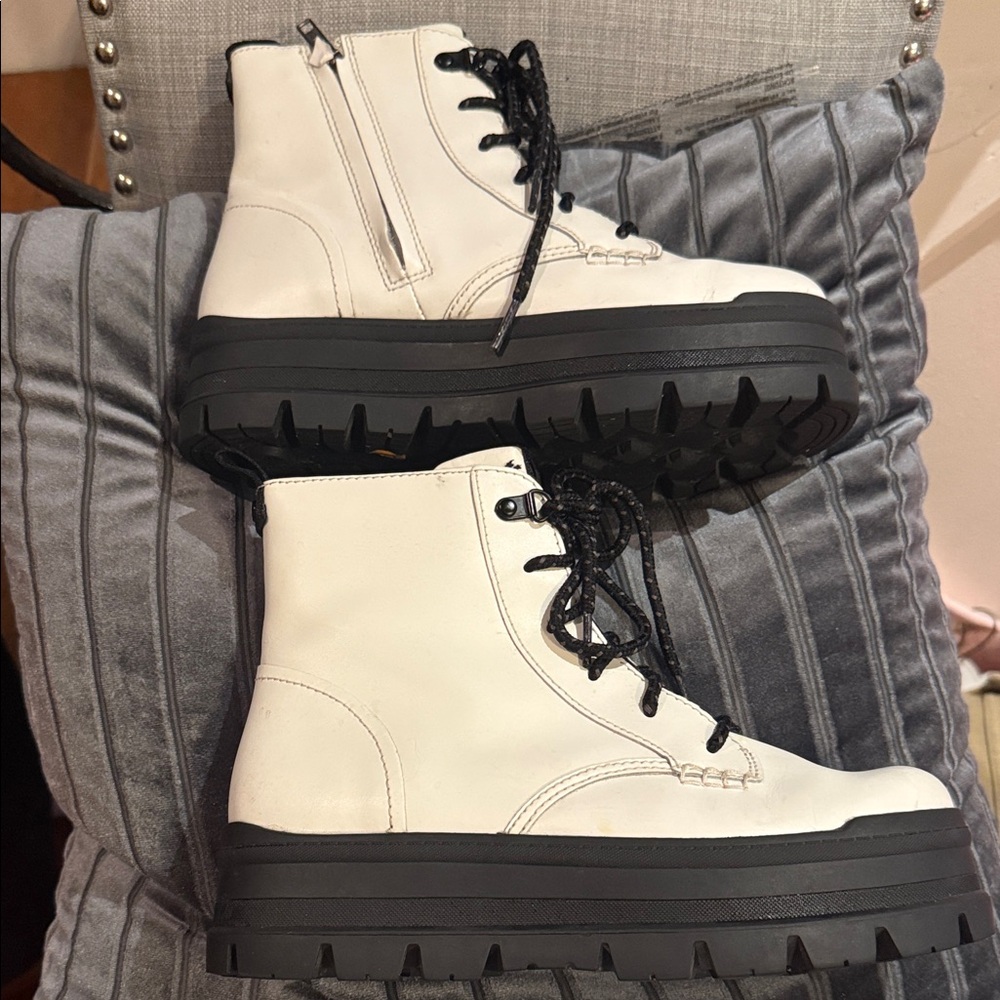 Ugg Sidnee Waterproof Platform Lug Combat Boot White and Black